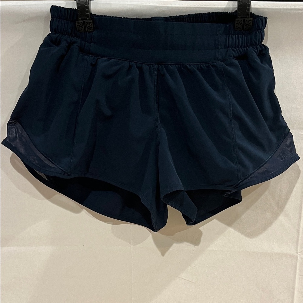 Lululemon Hotty Hot High Rise 2.5 Navy Shorts, Size 4